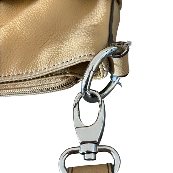 Tignanello Beige Multipocket Soft Pebbled Leather Shoulder Crossbody Bag - Picture 13 of 15